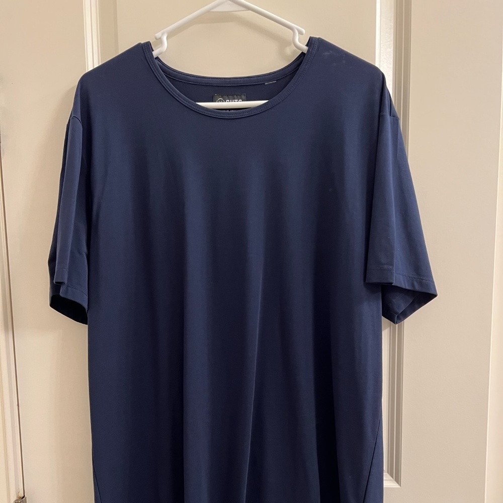 Cuts Clothing Split Hem AO T-Shirt, Size XXL, in Navy/Pacific Blue